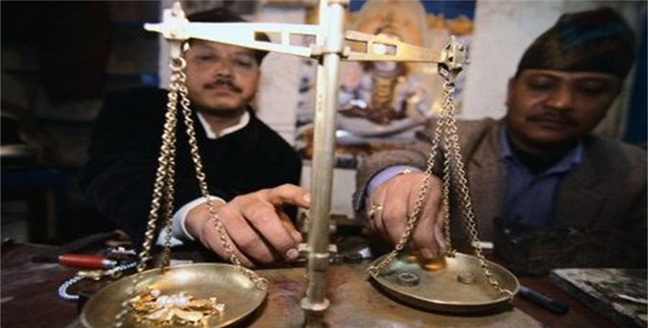 印度人:我们黄金很便宜,为什么中国游客不买,得