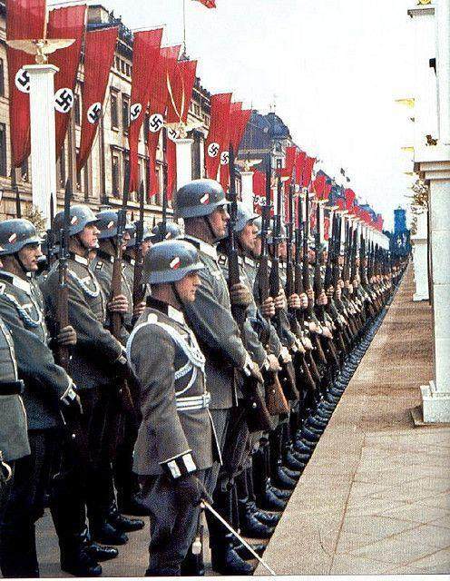 1940年,看看二战鼎盛时期纳粹德军的精锐部队有多强大