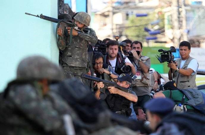 世界合法拥有枪支的国家,除了美国,这2个国家