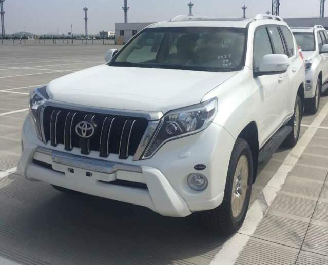 17款丰田霸道2700中东版和阿曼版分别多少钱