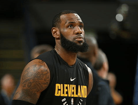 总决赛格林弄伤詹姆斯眼睛事情在发酵, 詹姆斯