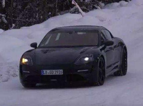 【一条车】纯电力400公里? 超帅保时捷Mission E最新谍照