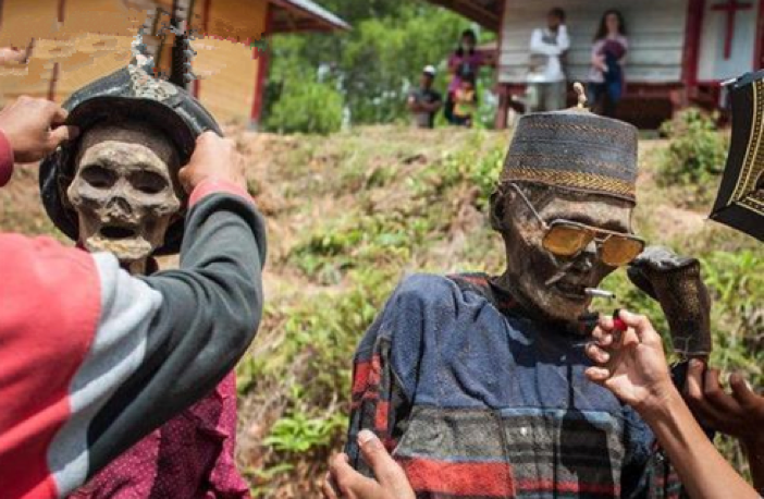 揭秘湘西“赶尸”真相,流传了几百年,为何现在消失了?