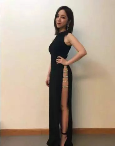 穿上比基尼