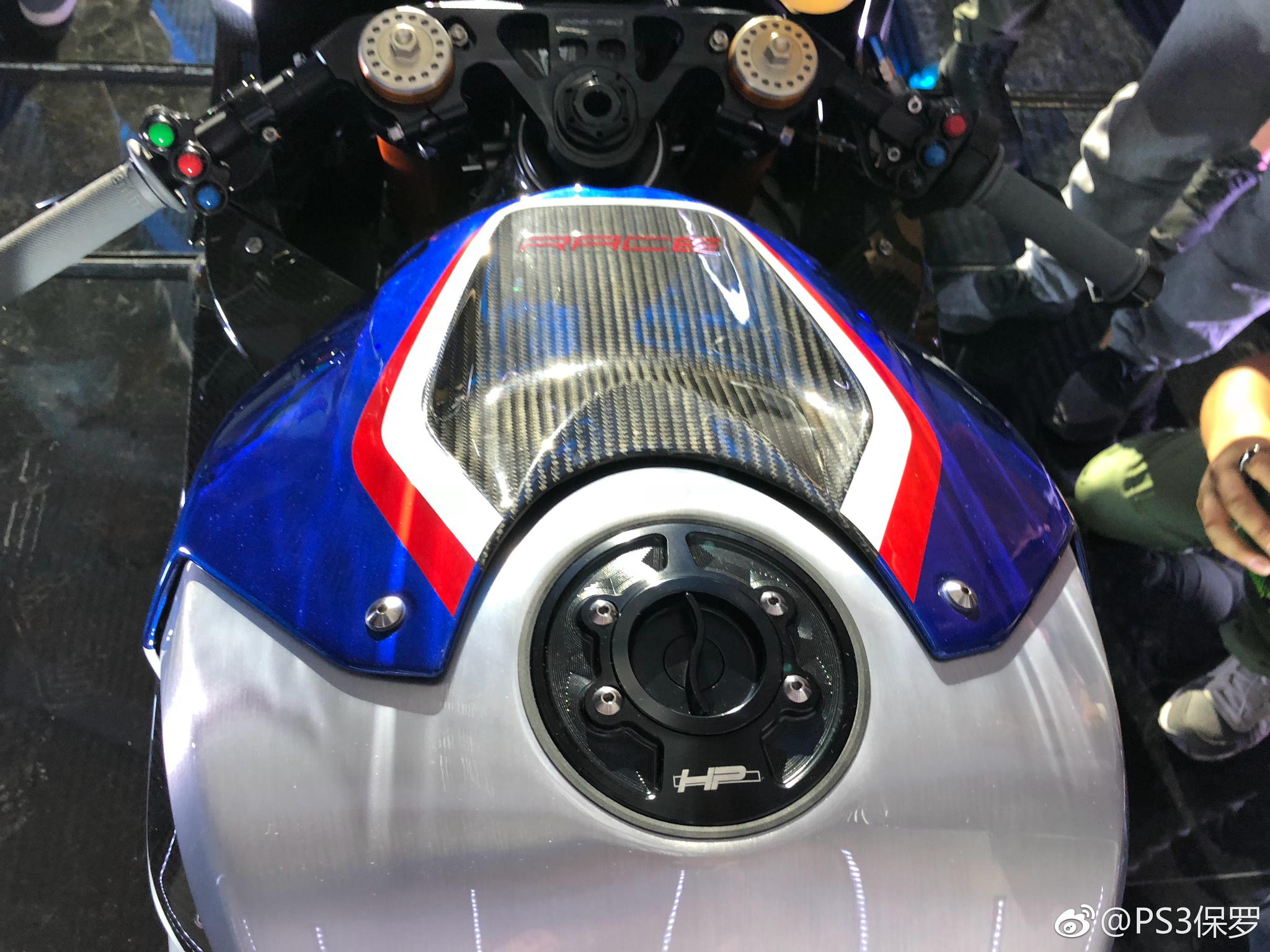 100万人民币的极致机车是什么形态?来看眼前