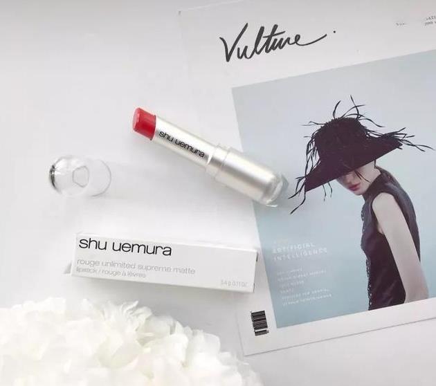 夏天必备的超显白口红‖植村秀OR570 一支好看的血橙色