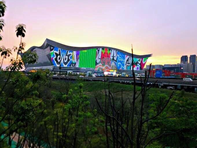 世界最大单体建筑,成都环球中心如此美貌的夜景,你一定没见过