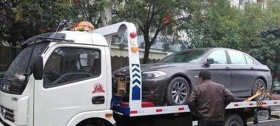 交警拖走违停车辆, 反被车主告上法庭