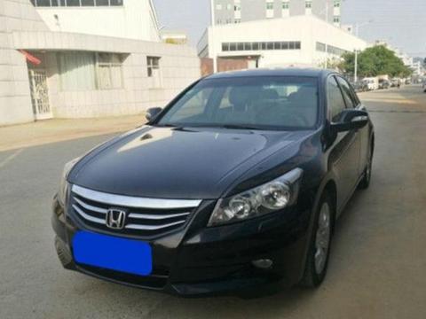 花8万5买辆二手车代步，本田发动机，车内听不见发动机的声音