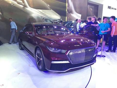 红旗终于赶上潮流了！新车比奔驰大气，21万起连法拉利看了都鼓掌