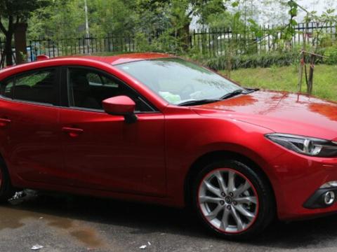 马自达昂克赛拉怎么样？一位老司机开了一个月后这样说！