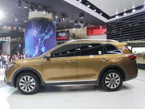 起亚全新SUV来袭！全景天窗+18英寸轮毂，颜值气哭途观