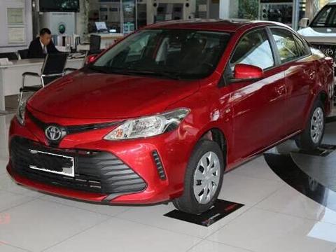 称小“凯美瑞”又降价了，配ESP油耗5L，不足6万让朗逸捷达着急