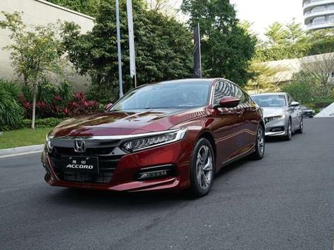 全新雅阁更懂中国人？配备路标识别，动力更可靠却无驾驶乐趣