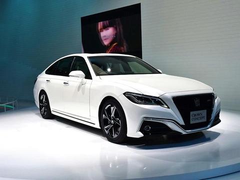 奥迪A6L颤抖吧，全新一代皇冠终于亮相，这颜值，总算没白等