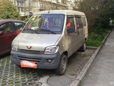 五菱之光，1.2万入手，这就是一辆神车