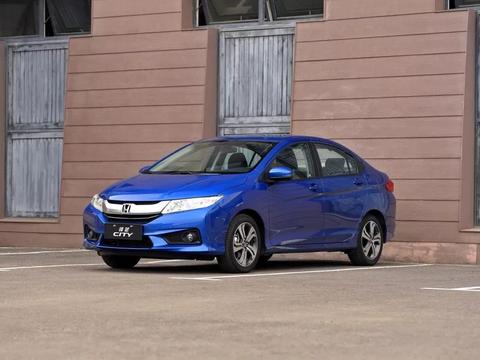 空间大动力强，这三款8万块家轿最适合年轻人