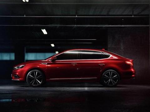 20万预算就能买到! 妹子坐上去不舍下车, 不比宝马操控差!