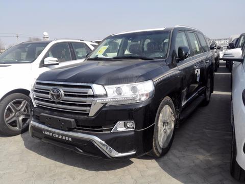 中东版丰田酷路泽5700顶配实拍图