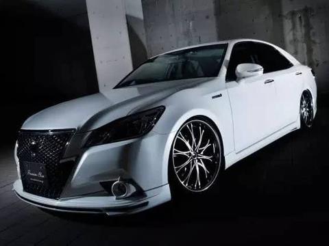 来晚的“经典”，皇冠能否再创销量奇迹？