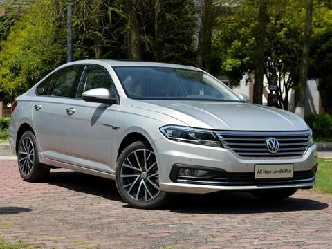 大众简直无敌！又一爆款家轿现身，比速腾好看十倍，卡罗拉该咋办