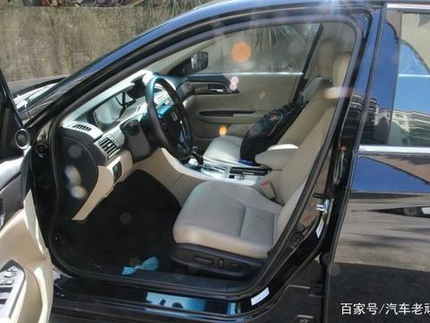 大排量大空间，本田-雅阁 2015款 2.0L，性能卓越无车能抵