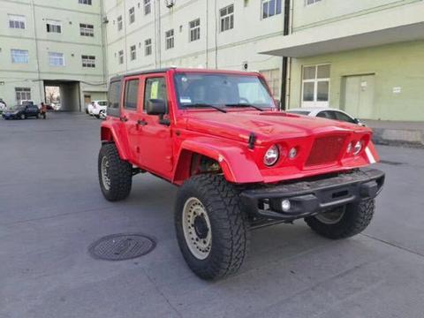 JEEP牧马人四驱越野的终极利器，什么霸道2700都被按在脚底摩擦