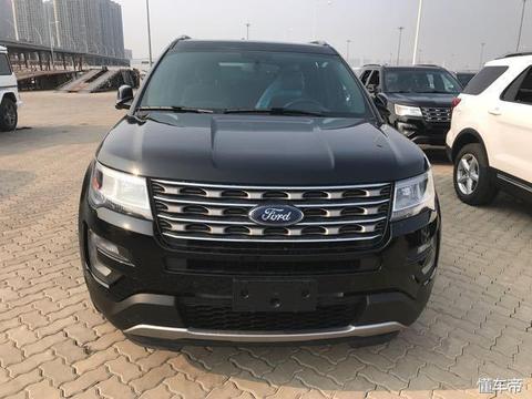 2018款福特探险者7座SUV大舱性高价优