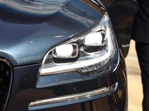 外观时尚霸气，内饰豪华科技，配10AT变速箱，奥迪Q7对手要来了