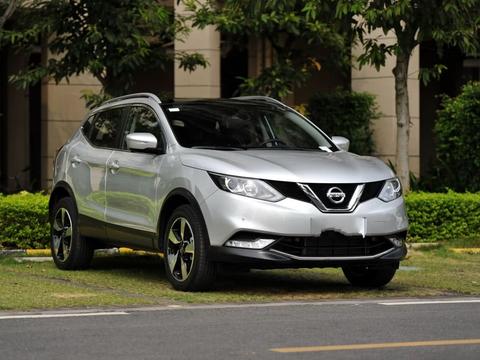 搭载2.0L油耗6.9，外观内饰比XRV更动感，不足14万！