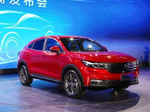 东风风光太幽默，换个壳子就敢说轿跑SUV