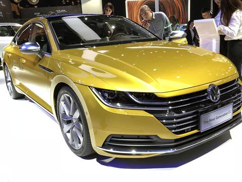 前脸与头灯自然融合 全新大众CC将视觉系路线进行到底