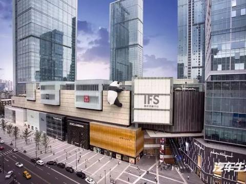 一汽丰田要玩新生活美学，卡罗拉竟携手连卡佛上演时尚大秀