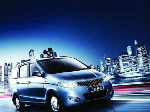 2017年卖了53万台，这台车被誉为神车，却连安全气囊都没有