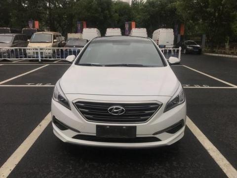 新车办齐上路23万，现在只要15万，外观成熟稳重，8090后首选车