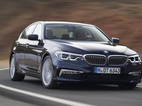 30万的沃尔沃S90，2.0T+9AT配全景天窗，安全性顶尖