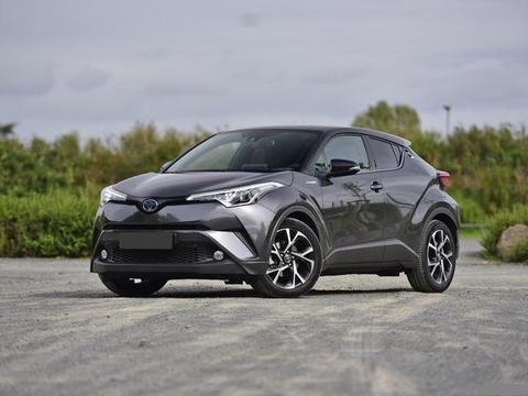 凯美瑞只是小试牛刀，这车才是丰田的真正实力，最少领先潮流10年