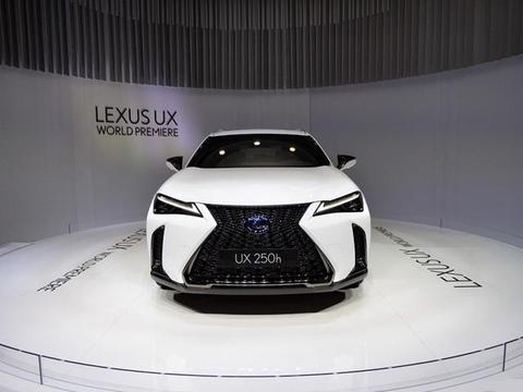 价格最低雷克萨斯来袭，外观完美没有瑕疵，23万Q3、GLA没法比