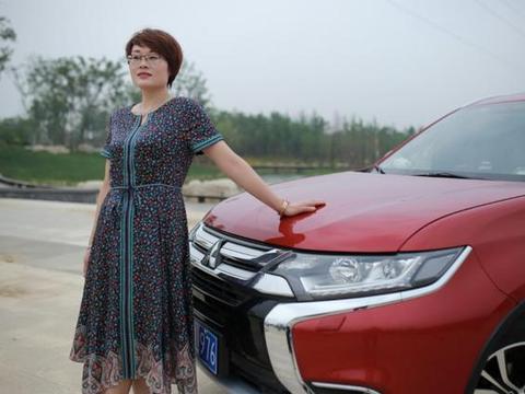 记欧蓝德第一位车主：快是生命线，慢是幸福线