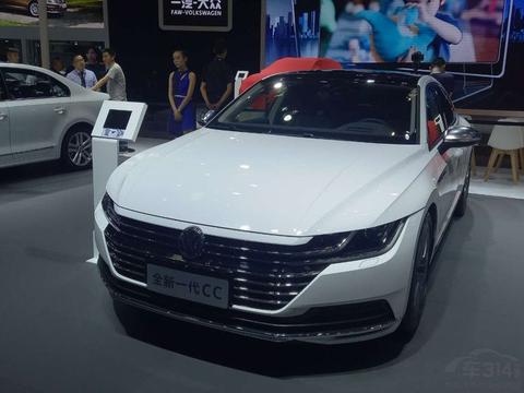 最美大众车亮相重庆车展 无框车门、超大后备厢是标配