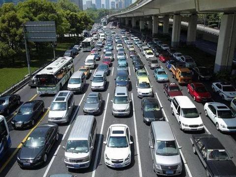 续航超300公里，免费送牌照，这4款车才15万不到！