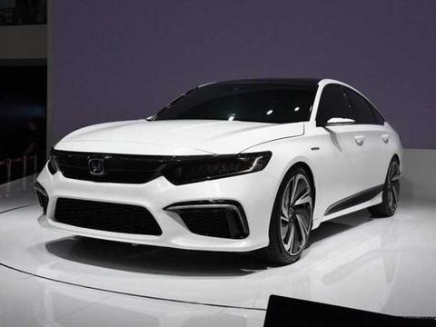 本田终于爆发了, 为赢大众直降7万, 才16万, 大众CC凯美瑞都怕了