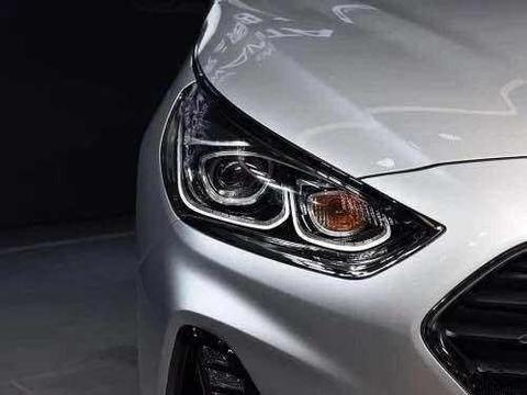 最落魄B级车, 2.0L混动卖18万, 却被国人怒怼艰难度日!