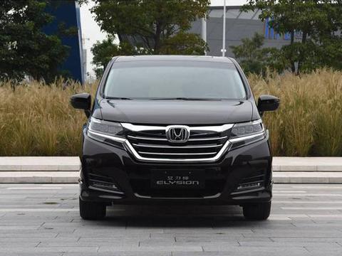 艾力绅的空间是没的说，可以称霸30万的MPV市场了