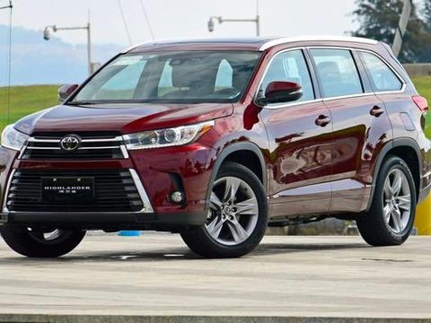 7座中型SUV标杆！体量大，保值率高，新款更加霸气，难怪这么火