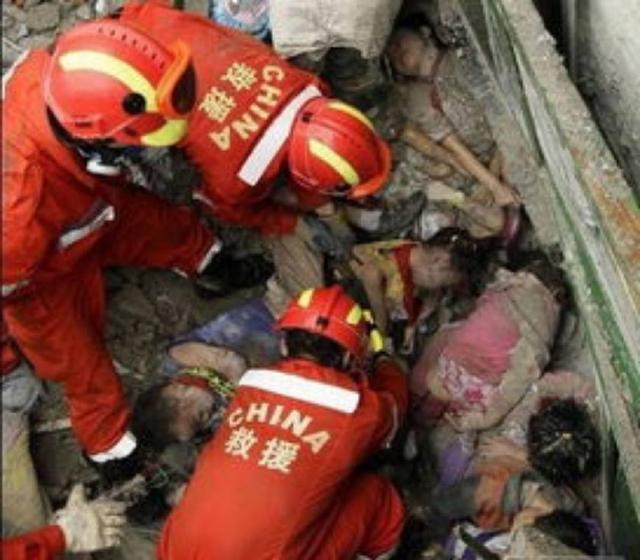 2008年5月12日汶川地震,2008年四川汶川大地震 5月12日汶川大地震十年了, 十年间沧海桑田, 它经历了