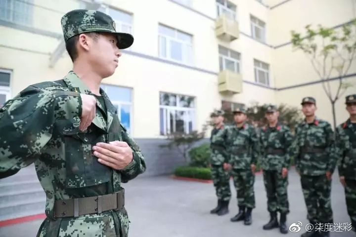 武警换发新式作训服 大幅改进 堪称量身定制