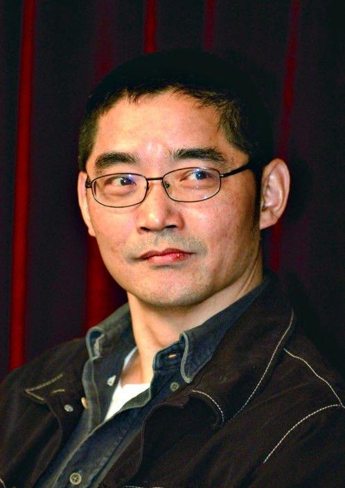 中国当代健在的作家如果列一个实力榜次序,能