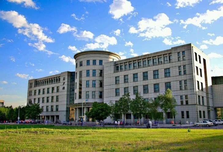 三所录取分数线比较低的211大学,非常适合中等