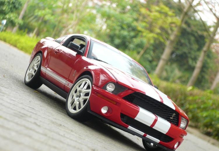 男人爱车, 女人爱化妆, 共同爱好是车子?